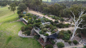 Гостиница Down to Earth Farm Retreat  Сарсфилд